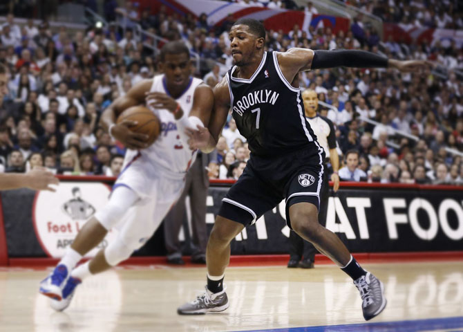 brooklyn nets black shorts